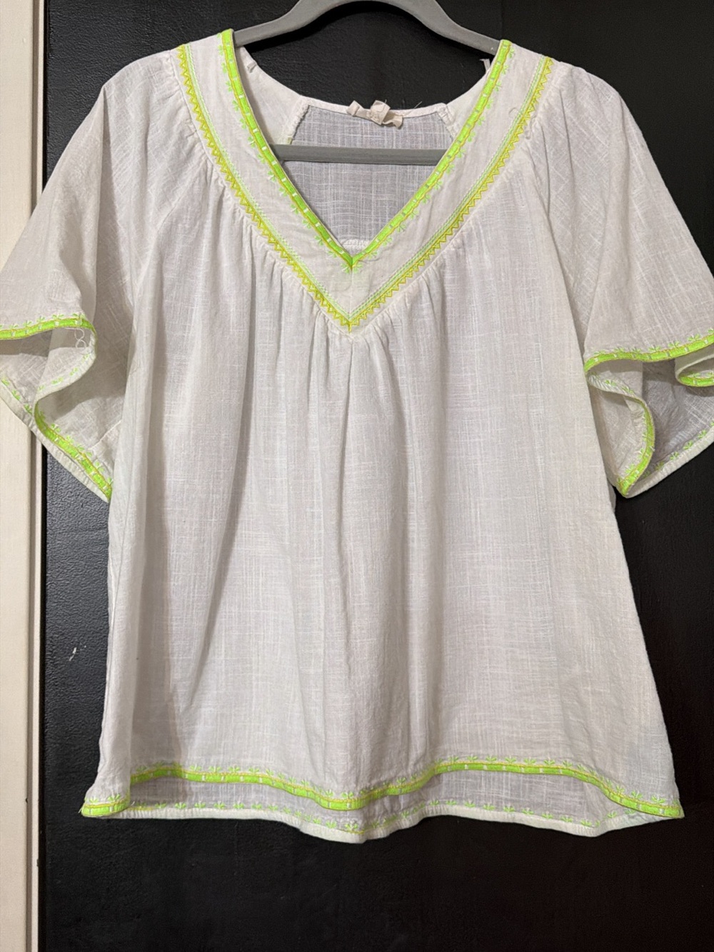 easel White V-Neck Tunic with Neon Lime Trim